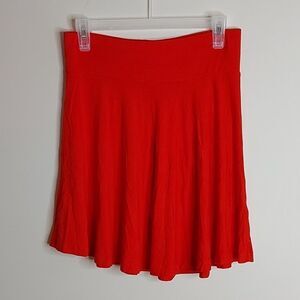 H&M Rayon flutter skirt sz. S